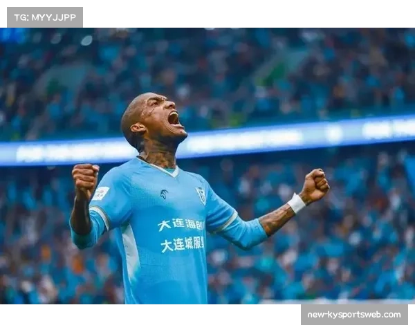 黄山替补登场稳住节奏 英博B队小将完成战术任务